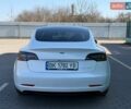 Білий Тесла Модель 3, об'ємом двигуна 0 л та пробігом 88 тис. км за 16999 $, фото 7 на Automoto.ua