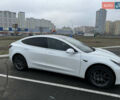 Белый Тесла Модель 3, объемом двигателя 0 л и пробегом 95 тыс. км за 15900 $, фото 2 на Automoto.ua