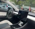 Білий Тесла Модель 3, об'ємом двигуна 0 л та пробігом 100 тис. км за 17900 $, фото 7 на Automoto.ua