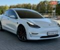 Белый Тесла Модель 3, объемом двигателя 0 л и пробегом 78 тыс. км за 20999 $, фото 2 на Automoto.ua