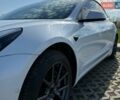 Белый Тесла Модель 3, объемом двигателя 0 л и пробегом 100 тыс. км за 13900 $, фото 29 на Automoto.ua