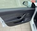 Білий Тесла Модель 3, об'ємом двигуна 0 л та пробігом 76 тис. км за 13900 $, фото 9 на Automoto.ua