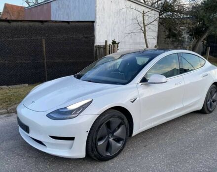 Белый Тесла Модель 3, объемом двигателя 0 л и пробегом 94 тыс. км за 13450 $, фото 3 на Automoto.ua
