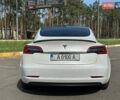 Белый Тесла Модель 3, объемом двигателя 0 л и пробегом 98 тыс. км за 16930 $, фото 3 на Automoto.ua