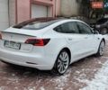 Белый Тесла Модель 3, объемом двигателя 0 л и пробегом 100 тыс. км за 22500 $, фото 9 на Automoto.ua