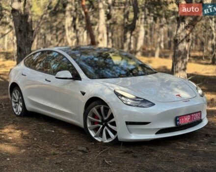 Белый Тесла Модель 3, объемом двигателя 0 л и пробегом 169 тыс. км за 18900 $, фото 2 на Automoto.ua