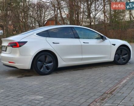 Білий Тесла Модель 3, об'ємом двигуна 0 л та пробігом 154 тис. км за 14500 $, фото 6 на Automoto.ua