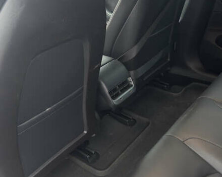 Белый Тесла Модель 3, объемом двигателя 0 л и пробегом 96 тыс. км за 25200 $, фото 19 на Automoto.ua