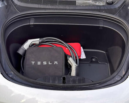 Белый Тесла Модель 3, объемом двигателя 0 л и пробегом 32 тыс. км за 21500 $, фото 27 на Automoto.ua