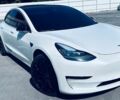 Белый Тесла Модель 3, объемом двигателя 0 л и пробегом 130 тыс. км за 16900 $, фото 7 на Automoto.ua