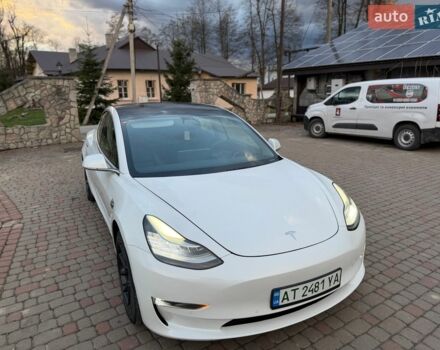 Білий Тесла Модель 3, об'ємом двигуна 0 л та пробігом 82 тис. км за 17600 $, фото 6 на Automoto.ua