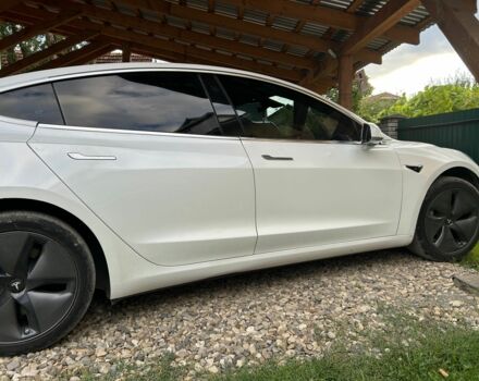 Білий Тесла Модель 3, об'ємом двигуна 0 л та пробігом 110 тис. км за 14589 $, фото 6 на Automoto.ua
