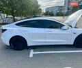 Білий Тесла Модель 3, об'ємом двигуна 0 л та пробігом 120 тис. км за 18900 $, фото 4 на Automoto.ua