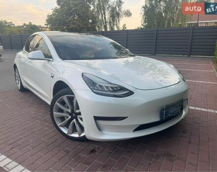 Белый Тесла Модель 3, объемом двигателя 0 л и пробегом 95 тыс. км за 16500 $, фото 10 на Automoto.ua