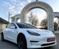 Білий Тесла Модель 3, об'ємом двигуна 0 л та пробігом 99 тис. км за 19900 $, фото 1 на Automoto.ua