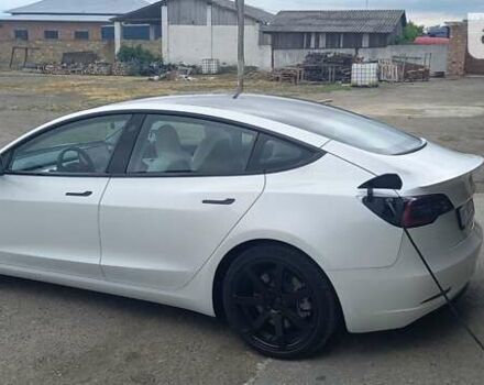 Белый Тесла Модель 3, объемом двигателя 0 л и пробегом 75 тыс. км за 25799 $, фото 21 на Automoto.ua