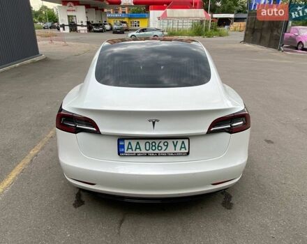 Белый Тесла Модель 3, объемом двигателя 0 л и пробегом 81 тыс. км за 15500 $, фото 4 на Automoto.ua