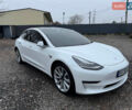 Білий Тесла Модель 3, об'ємом двигуна 0 л та пробігом 64 тис. км за 17500 $, фото 6 на Automoto.ua