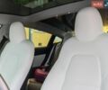 Белый Тесла Модель 3, объемом двигателя 0 л и пробегом 93 тыс. км за 17777 $, фото 10 на Automoto.ua