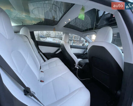 Білий Тесла Модель 3, об'ємом двигуна 0 л та пробігом 24 тис. км за 20500 $, фото 14 на Automoto.ua