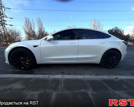 Белый Тесла Модель 3, объемом двигателя 0 л и пробегом 164 тыс. км за 19200 $, фото 3 на Automoto.ua
