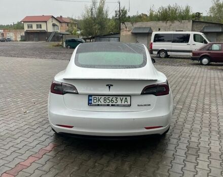 Белый Тесла Модель 3, объемом двигателя 0 л и пробегом 170 тыс. км за 13750 $, фото 5 на Automoto.ua