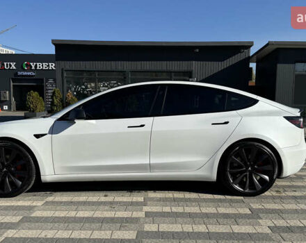 Белый Тесла Модель 3, объемом двигателя 0 л и пробегом 240 тыс. км за 15800 $, фото 2 на Automoto.ua