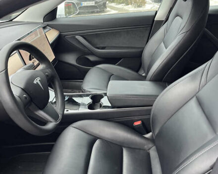 Белый Тесла Модель 3, объемом двигателя 0 л и пробегом 58 тыс. км за 18700 $, фото 11 на Automoto.ua