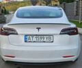 Білий Тесла Модель 3, об'ємом двигуна 0 л та пробігом 97 тис. км за 17499 $, фото 3 на Automoto.ua