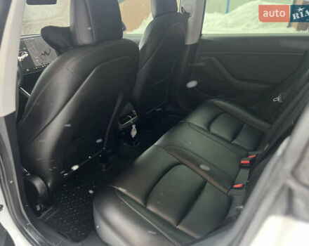 Белый Тесла Модель 3, объемом двигателя 0 л и пробегом 73 тыс. км за 17500 $, фото 31 на Automoto.ua