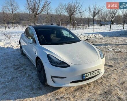 Білий Тесла Модель 3, об'ємом двигуна 0 л та пробігом 92 тис. км за 18600 $, фото 2 на Automoto.ua
