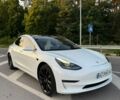 Білий Тесла Модель 3, об'ємом двигуна 0 л та пробігом 162 тис. км за 15000 $, фото 3 на Automoto.ua