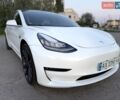 Білий Тесла Модель 3, об'ємом двигуна 0 л та пробігом 61 тис. км за 19999 $, фото 35 на Automoto.ua