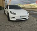 Белый Тесла Модель 3, объемом двигателя 0 л и пробегом 76 тыс. км за 15900 $, фото 14 на Automoto.ua