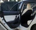 Білий Тесла Модель 3, об'ємом двигуна 0 л та пробігом 97 тис. км за 17499 $, фото 7 на Automoto.ua