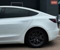 Белый Тесла Модель 3, объемом двигателя 0 л и пробегом 158 тыс. км за 16999 $, фото 6 на Automoto.ua