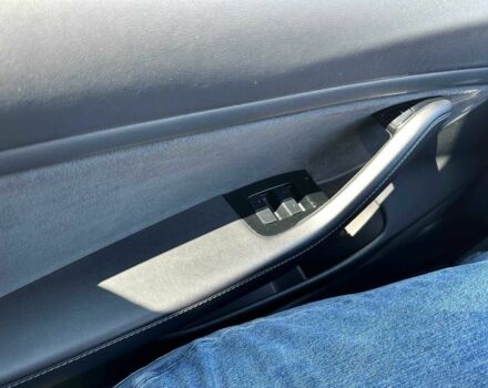 Білий Тесла Модель 3, об'ємом двигуна 0 л та пробігом 140 тис. км за 22850 $, фото 16 на Automoto.ua