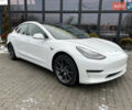 Белый Тесла Модель 3, объемом двигателя 0 л и пробегом 58 тыс. км за 18700 $, фото 2 на Automoto.ua