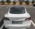 Белый Тесла Модель 3, объемом двигателя 0 л и пробегом 112 тыс. км за 16900 $, фото 4 на Automoto.ua