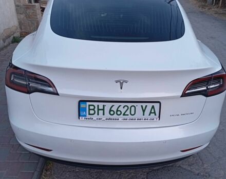 Белый Тесла Модель 3, объемом двигателя 0 л и пробегом 150 тыс. км за 21000 $, фото 6 на Automoto.ua