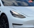 Білий Тесла Модель 3, об'ємом двигуна 0 л та пробігом 149 тис. км за 16900 $, фото 13 на Automoto.ua