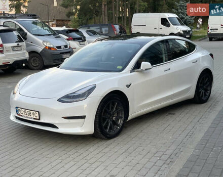 Белый Тесла Модель 3, объемом двигателя 0 л и пробегом 257 тыс. км за 16800 $, фото 10 на Automoto.ua