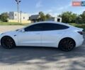 Белый Тесла Модель 3, объемом двигателя 0 л и пробегом 57 тыс. км за 21000 $, фото 54 на Automoto.ua