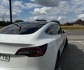 Білий Тесла Модель 3, об'ємом двигуна 0 л та пробігом 63 тис. км за 15000 $, фото 3 на Automoto.ua