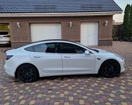 Белый Тесла Модель 3, объемом двигателя 0 л и пробегом 135 тыс. км за 20500 $, фото 6 на Automoto.ua