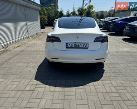 Белый Тесла Модель 3, объемом двигателя 0 л и пробегом 55 тыс. км за 19000 $, фото 5 на Automoto.ua