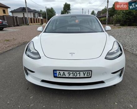 Белый Тесла Модель 3, объемом двигателя 0 л и пробегом 137 тыс. км за 18600 $, фото 15 на Automoto.ua