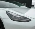 Білий Тесла Модель 3, об'ємом двигуна 0 л та пробігом 203 тис. км за 12000 $, фото 11 на Automoto.ua