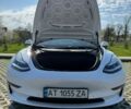 Белый Тесла Модель 3, объемом двигателя 0 л и пробегом 100 тыс. км за 13900 $, фото 39 на Automoto.ua
