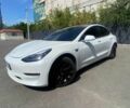 Белый Тесла Модель 3, объемом двигателя 0 л и пробегом 157 тыс. км за 16999 $, фото 1 на Automoto.ua